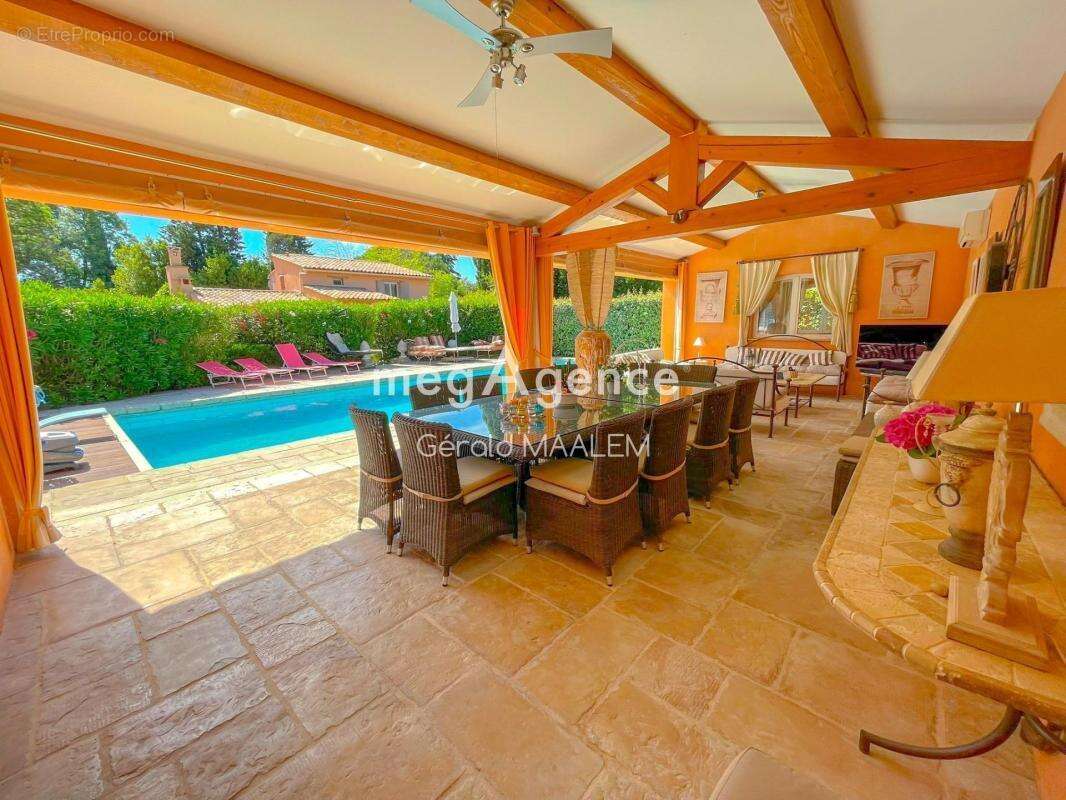 Villa de 204m² avec piscine à Roquebrune-sur-Argens - photo 5