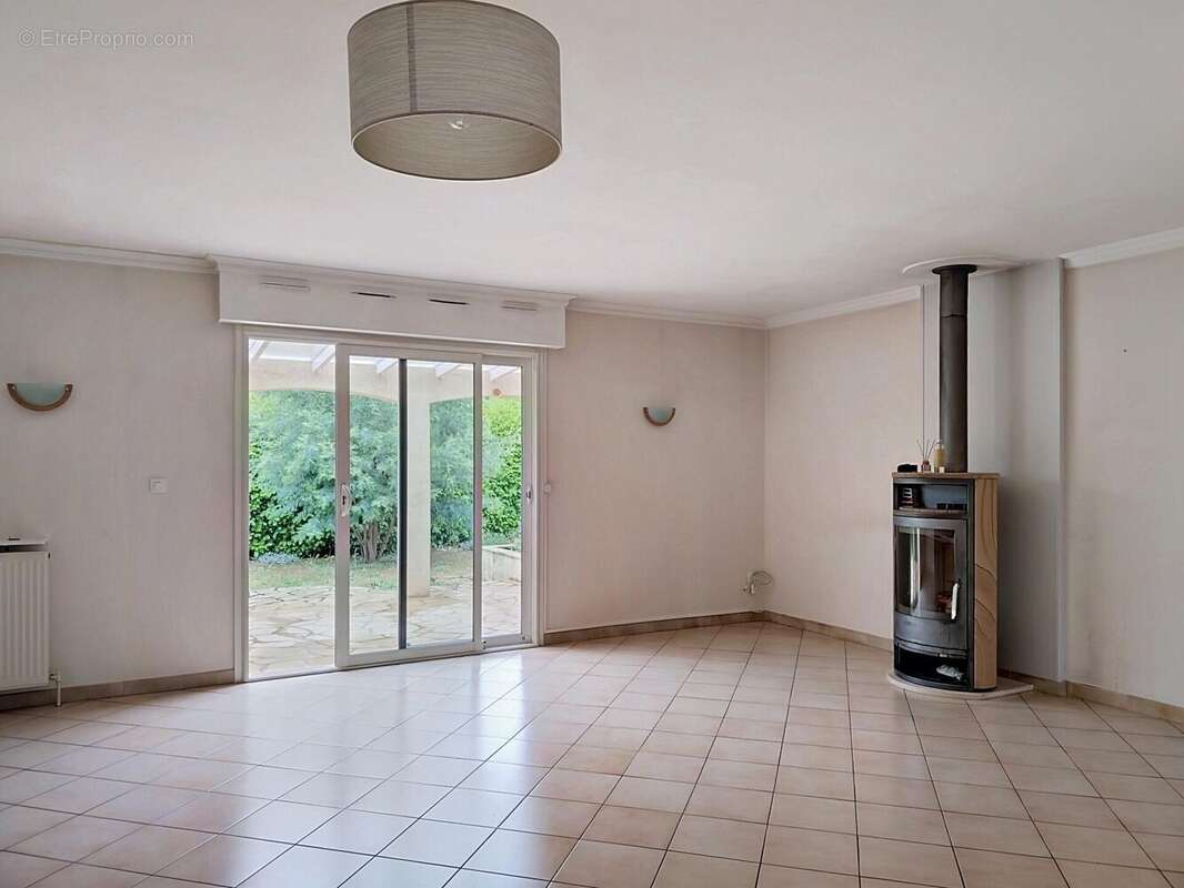 Photo 2 - Maison à CASTRES