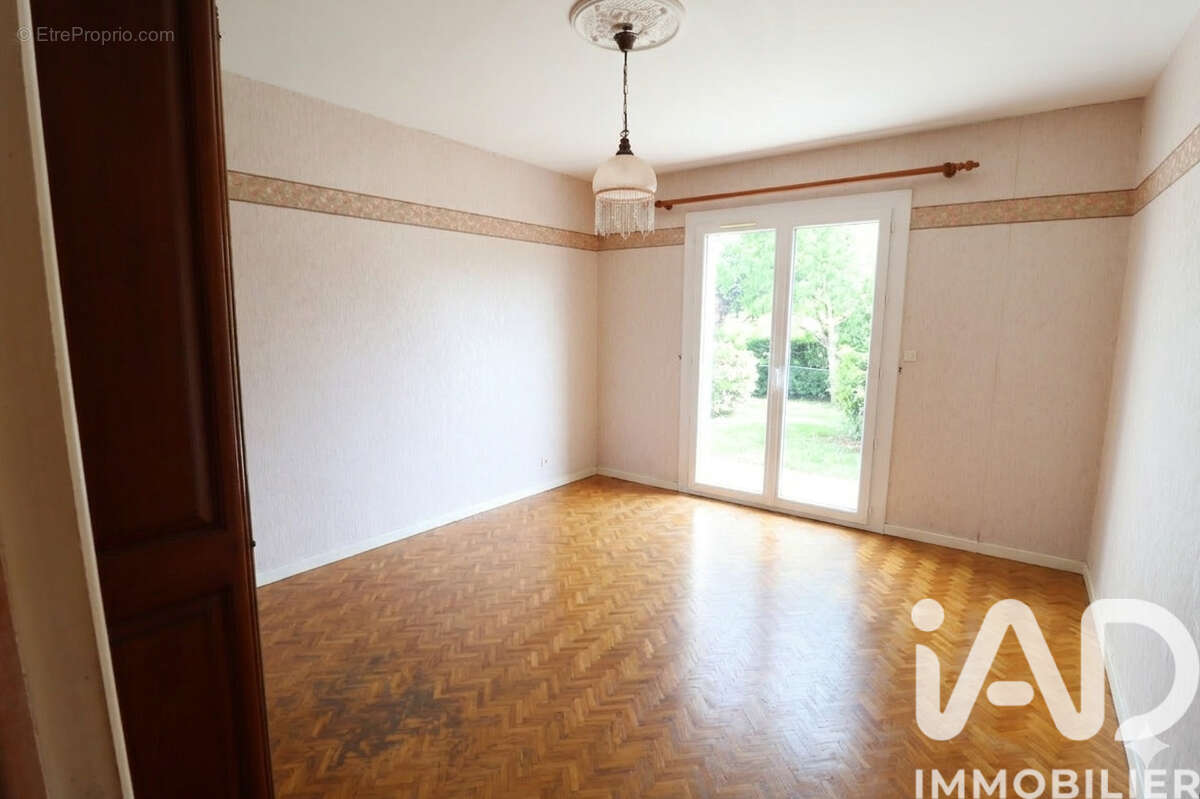 Photo 4 - Maison à SAINT-GEORGES-SUR-ALLIER