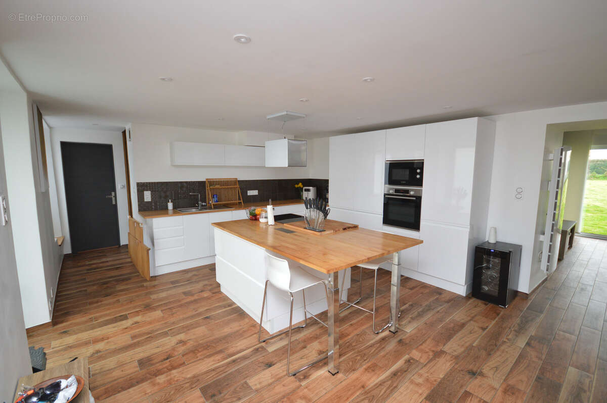 Maison à SAINT-PROUANT