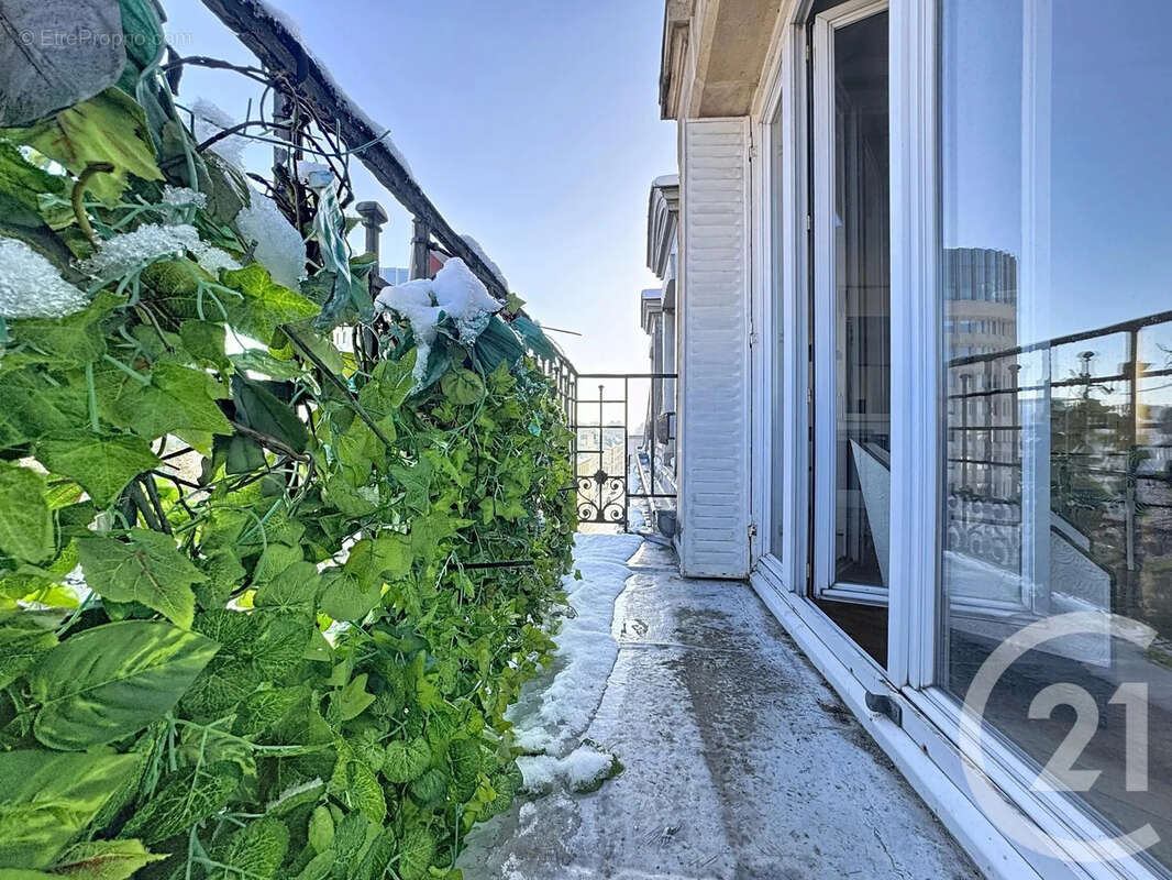 Appartement à PARIS-12E