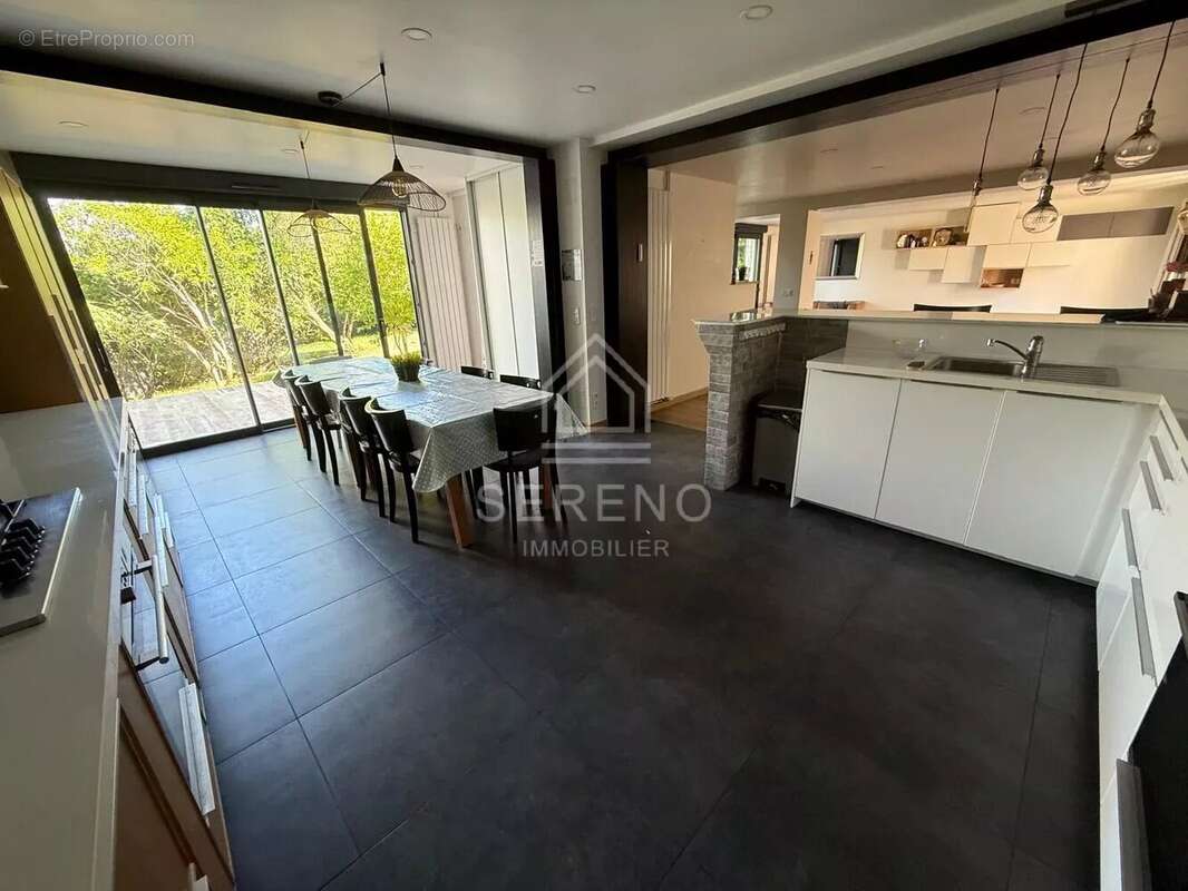 Maison à FONTENAY-SOUS-BOIS