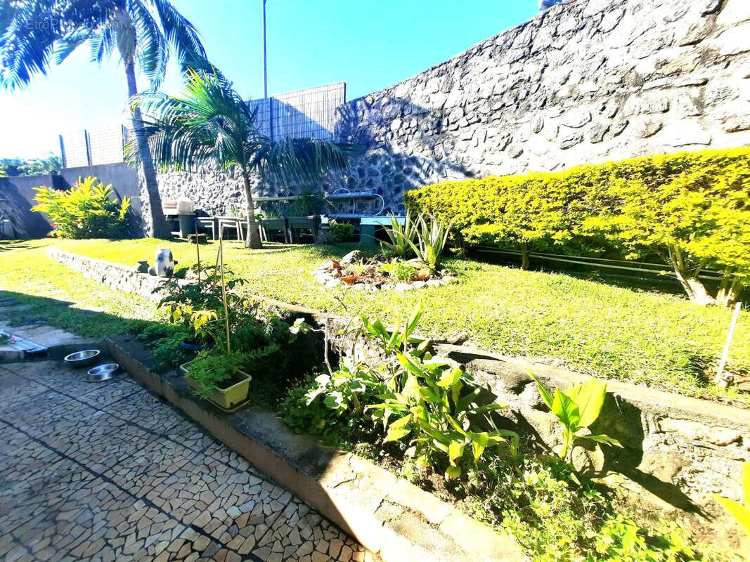 Maison à SAINT-DENIS