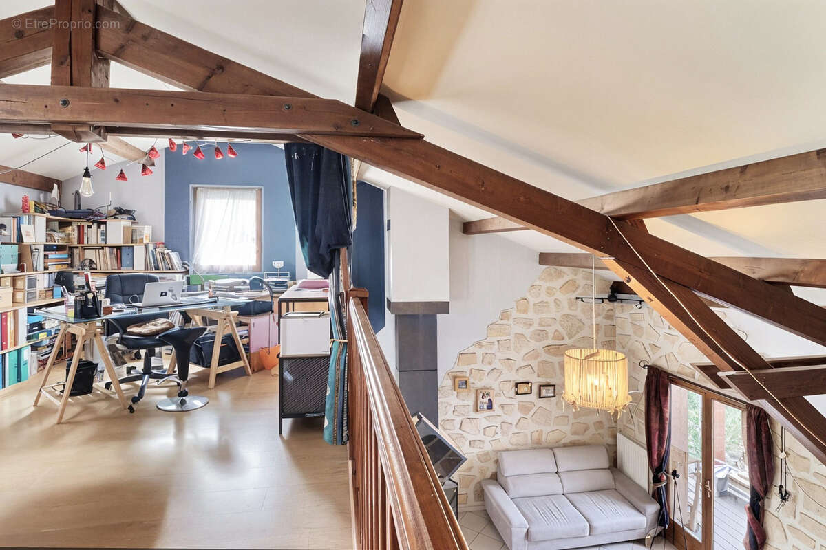 Maison à MIONS