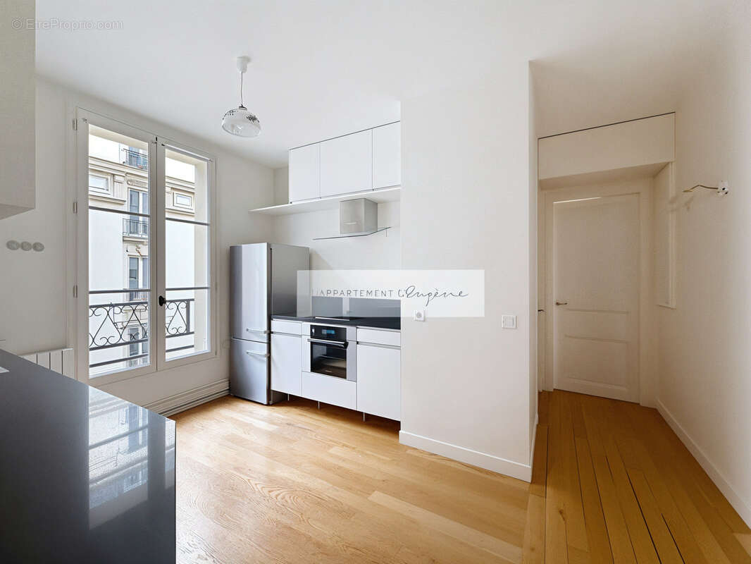 Appartement à PARIS-11E