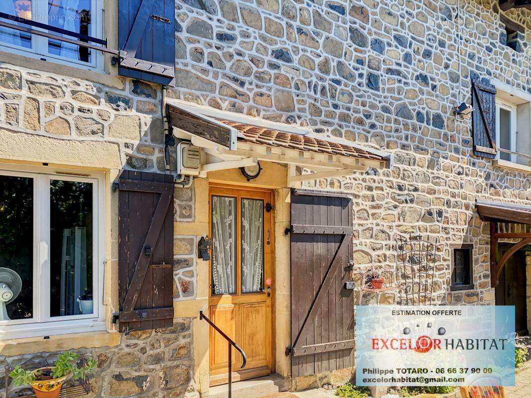 Belle maison en pierre avec vue imprenable, jardin et dépendances garage – Beaujolais Vert - photo 11