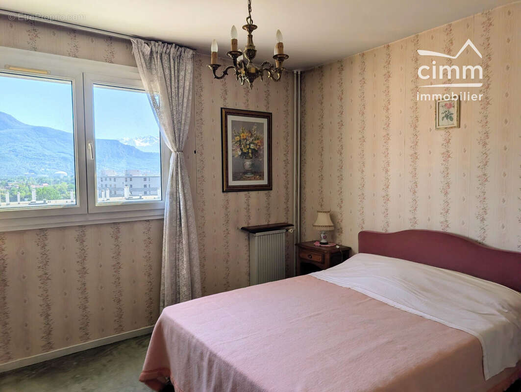 Appartement à SASSENAGE
