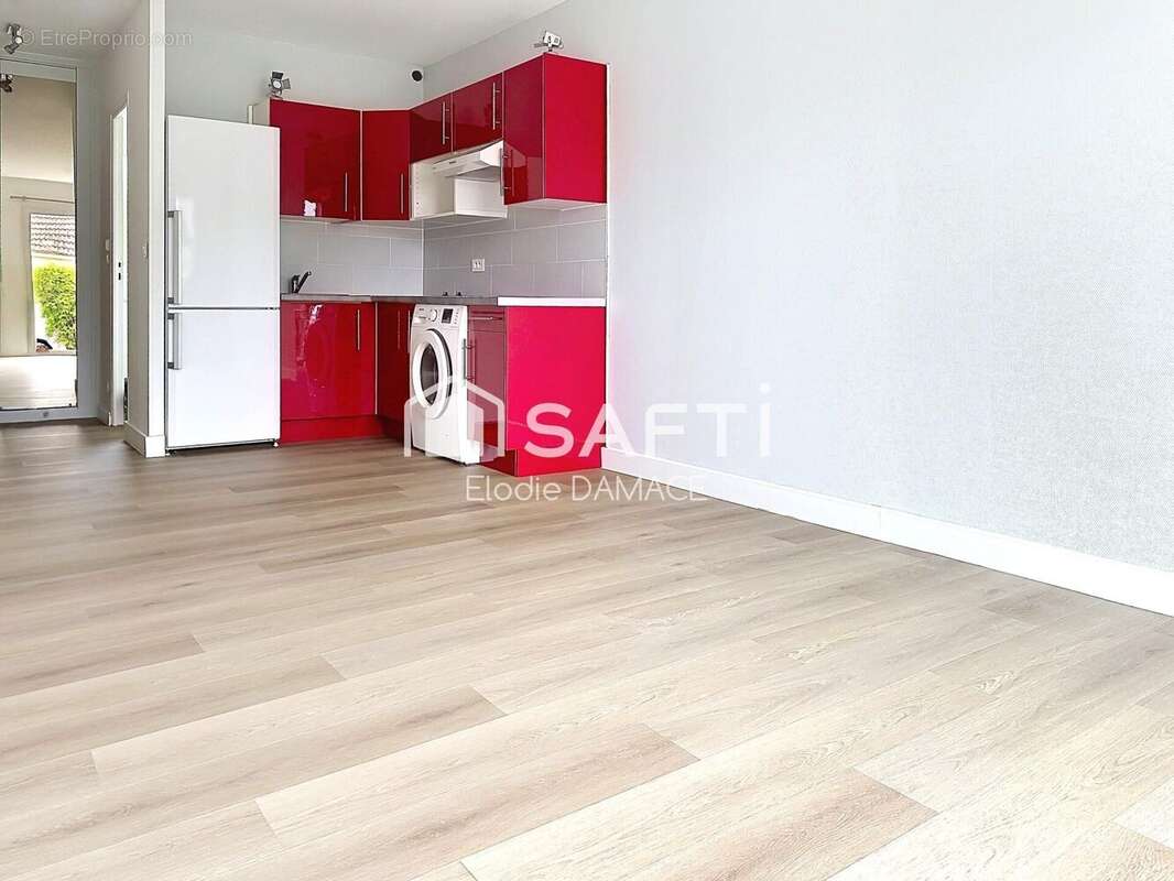 Photo 4 - Appartement à SAINTRY-SUR-SEINE