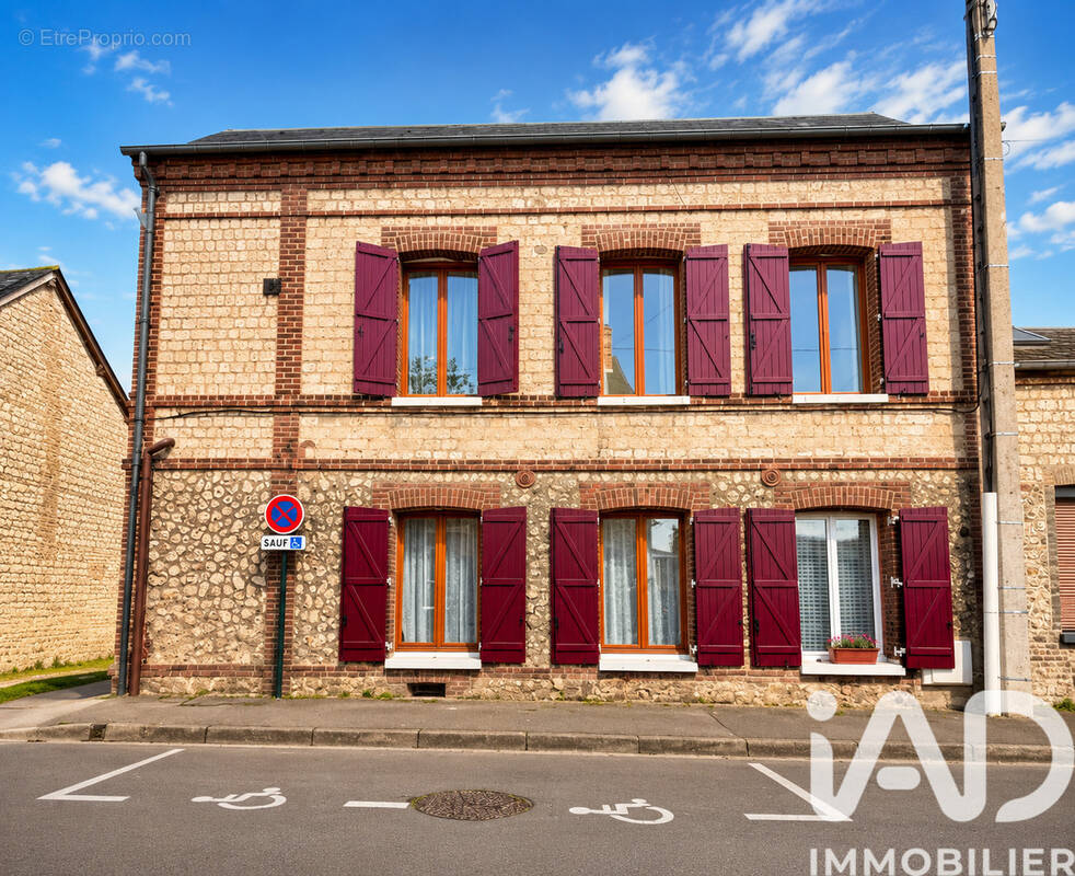 Photo 1 - Maison à CAUDEBEC-LES-ELBEUF