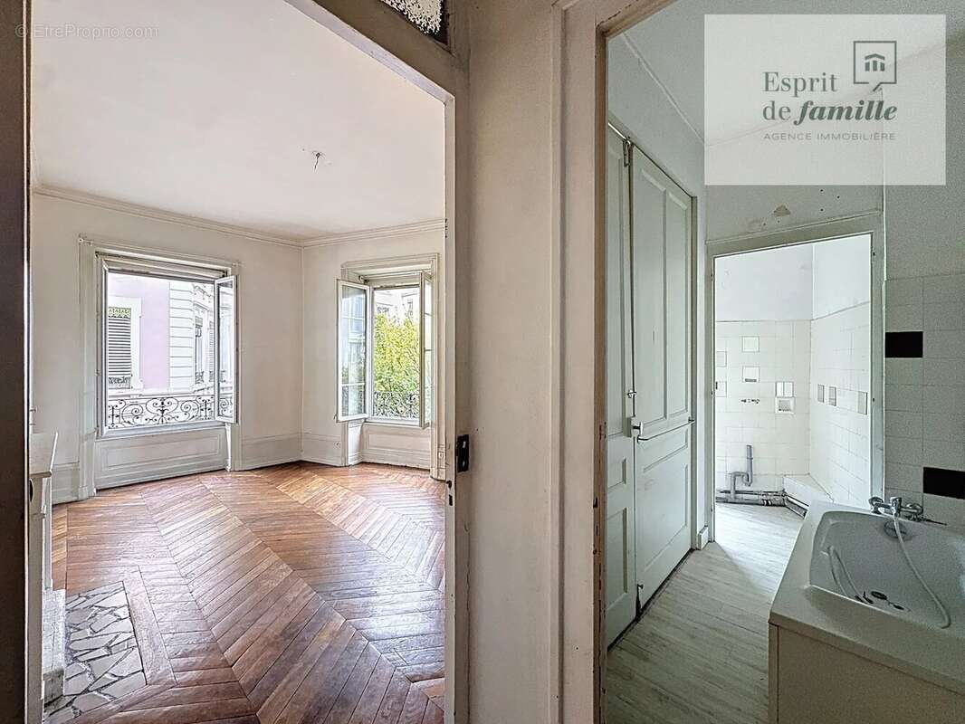 Appartement à LYON-6E