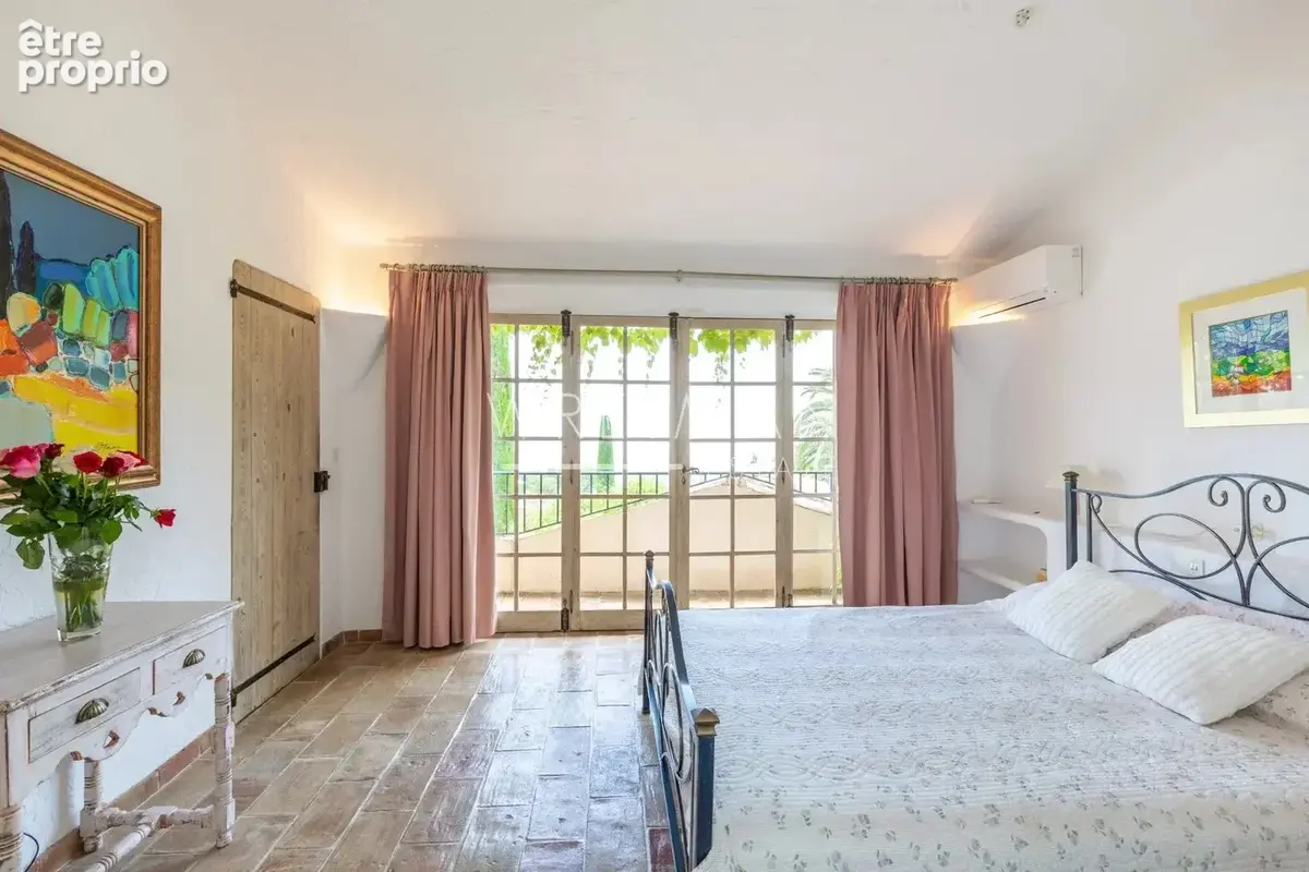 Maison en pierre authentique de Robert Dallas avec vue sur la mer et un court de tennis – Tourrettes-sur-Loup - photo 21