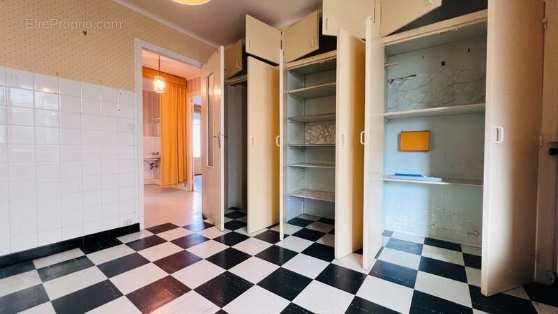 Département Finistère (29) – À vendre à Quimper : Maison T6 de 116 m² habitable (142 m² utiles) sur un terrain de 354 m² avec ga - photo 11