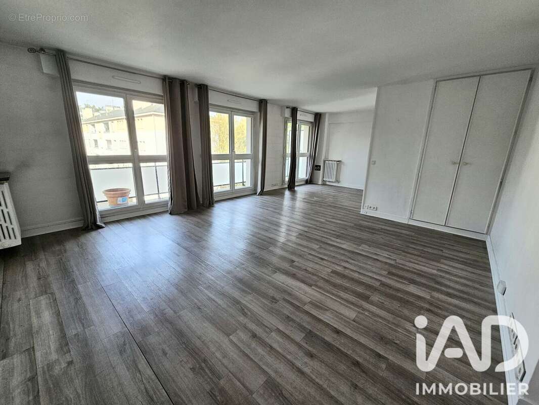 Appartement 111 m² à Le Port-Marly  - photo 4