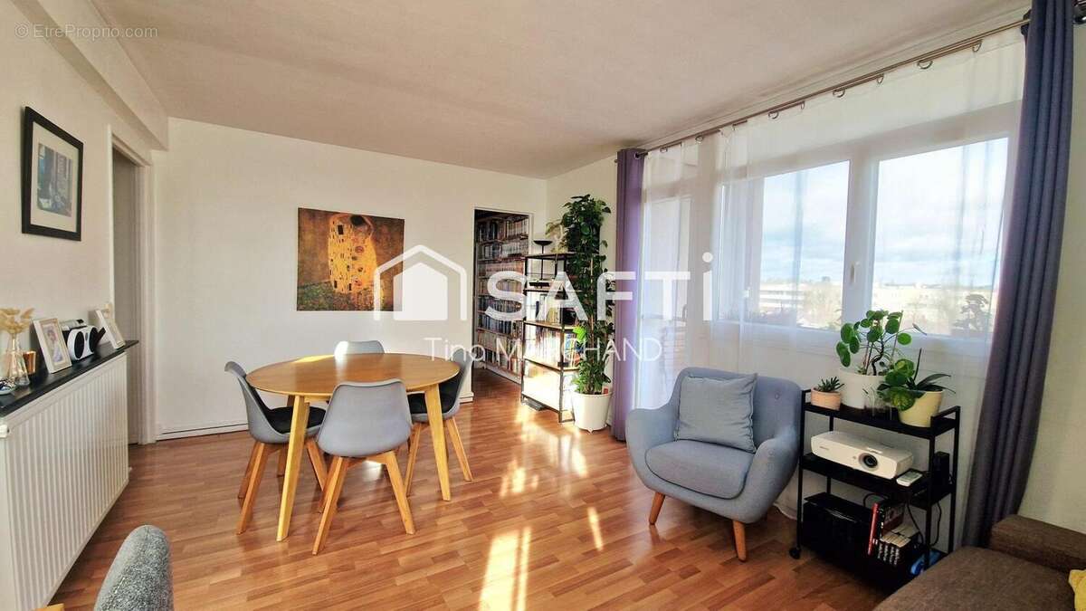 Photo 2 - Appartement à MAISONS-LAFFITTE