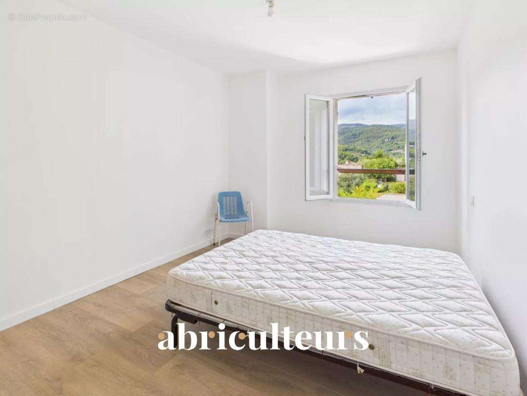 Appartement à FAYENCE