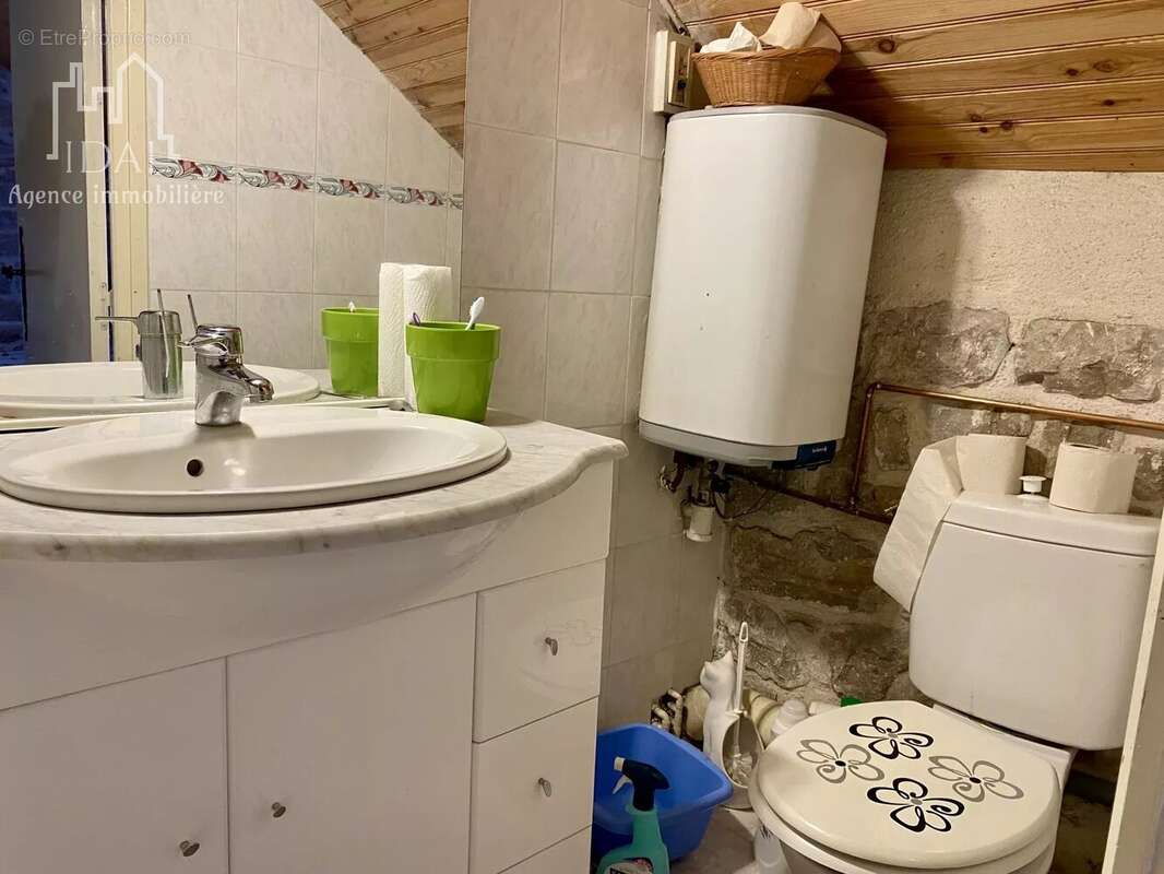 Maison à SEVERAC-LE-CHATEAU