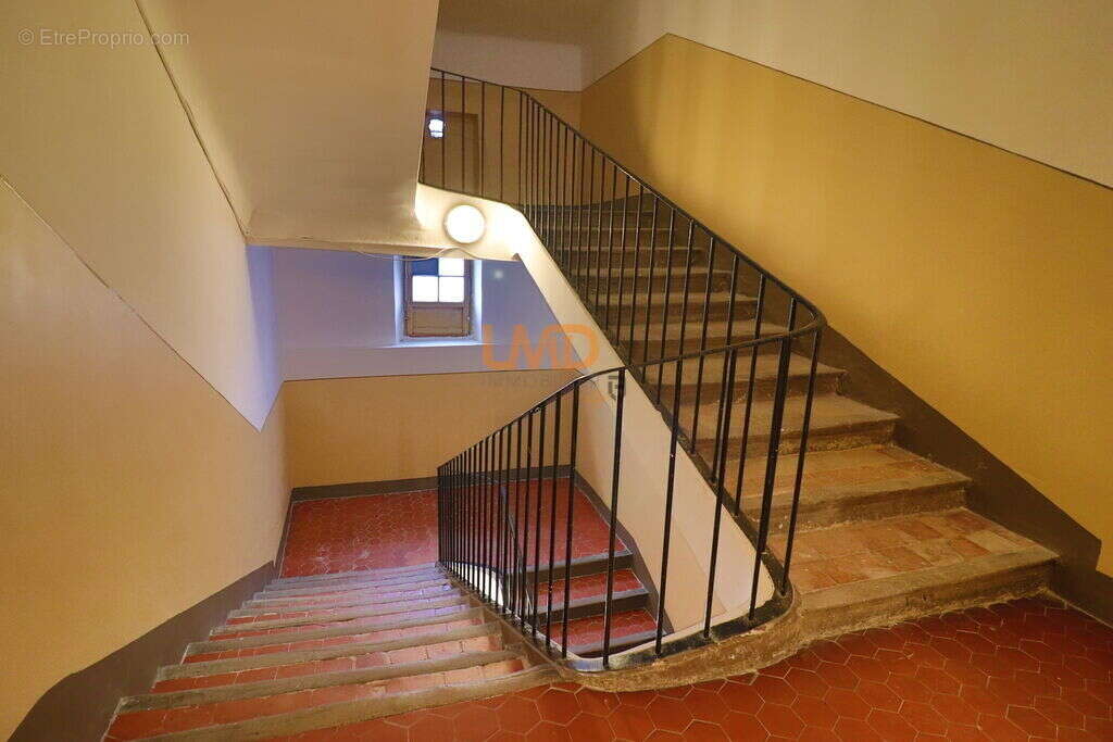 Appartement à SAINT-MAXIMIN-LA-SAINTE-BAUME