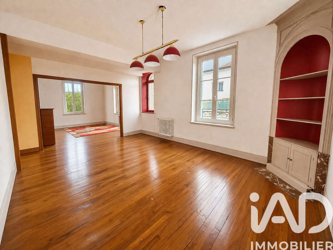 Maison 188 m² à Neuves-Maisons  - photo 4