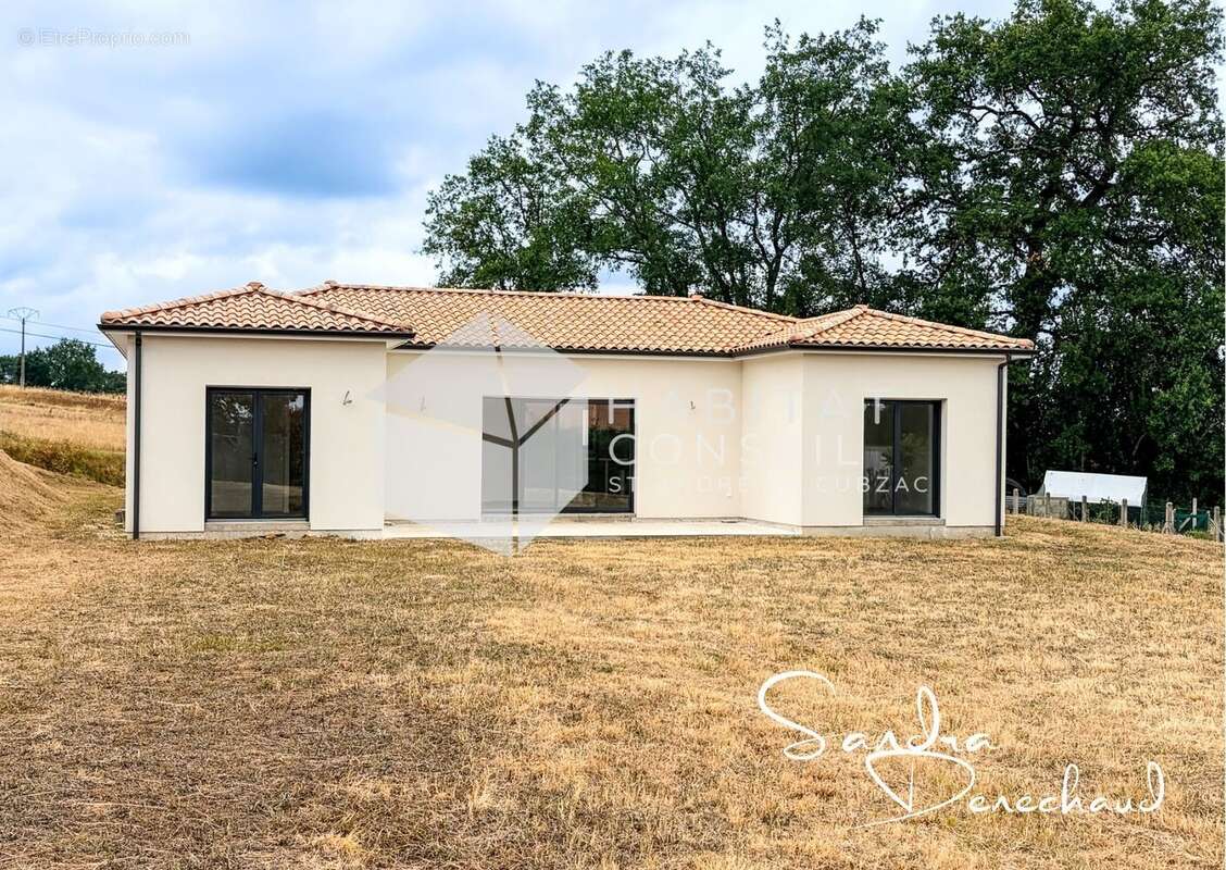 Maison 107 m² à Plassac  - photo 8