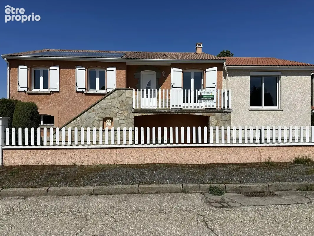 Photo Maison à Saint-Didier-En-Velay au prix de 265 000€