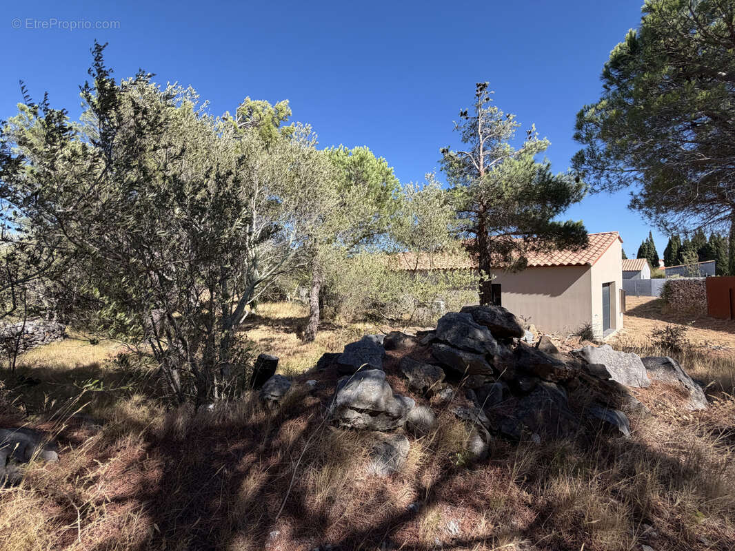 OPOUL-PÉRILLOS   Villa contemporaine 4 faces de 200 m2 avec piscine sur plus de 2 000 m2 de terrain - photo 16