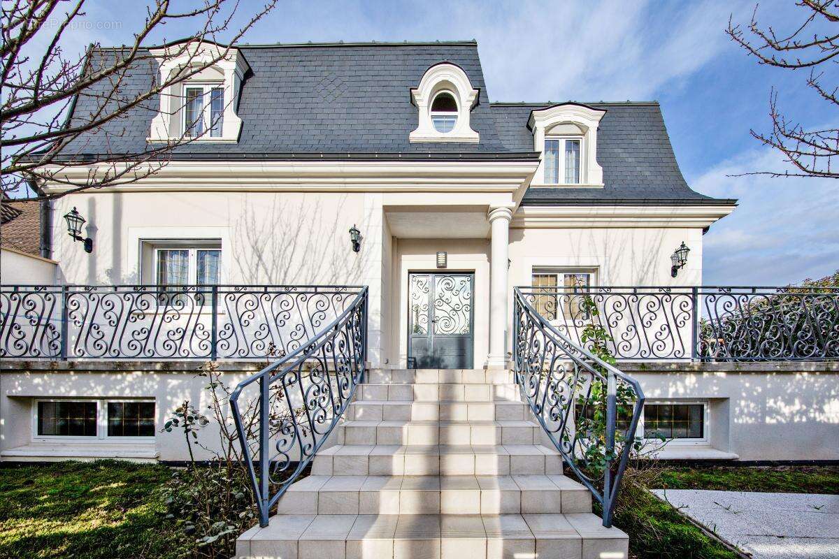 Maison à VILLEMOMBLE