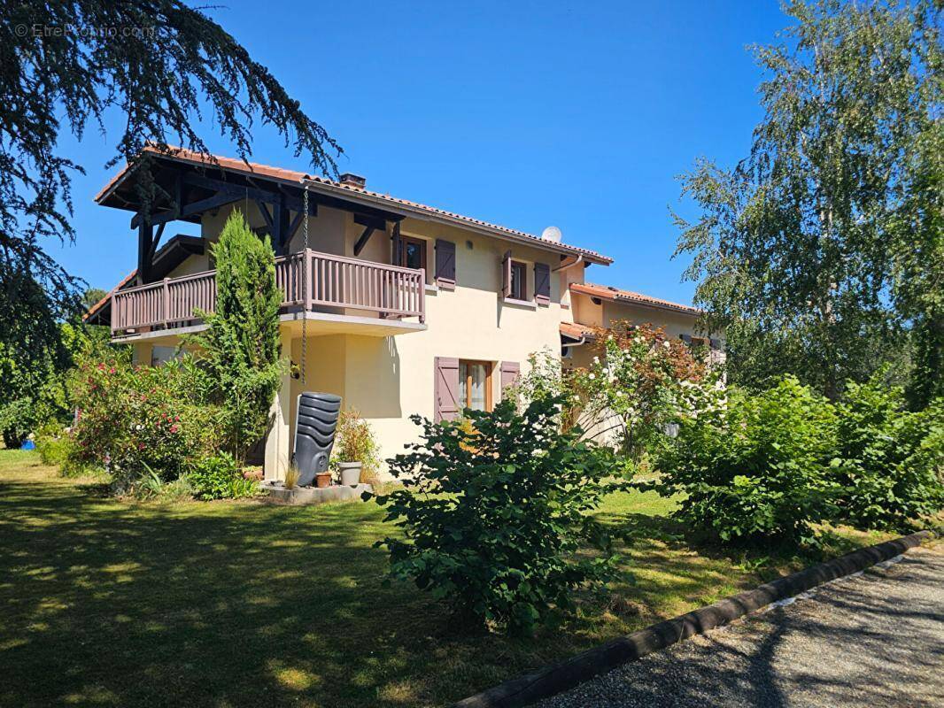Maison à NOGARO