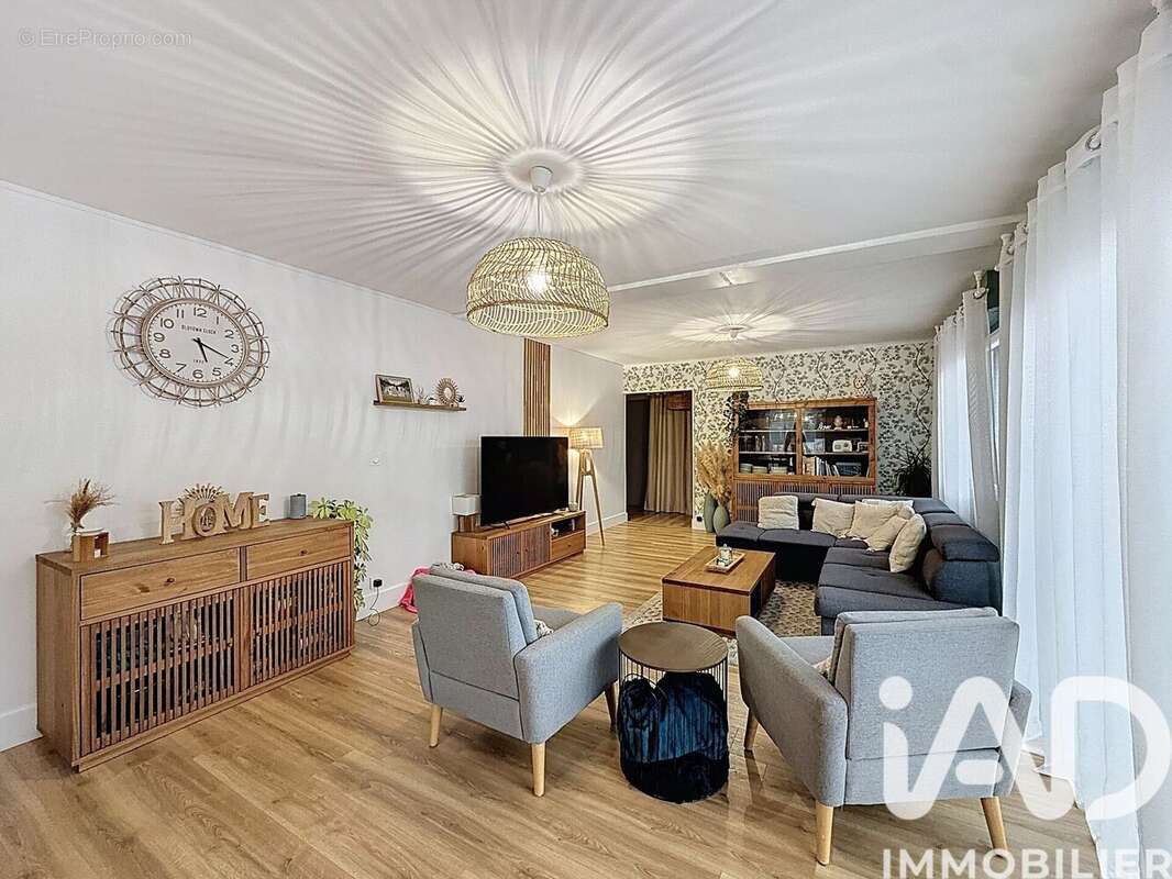 Photo 3 - Maison à QUIMPERLE