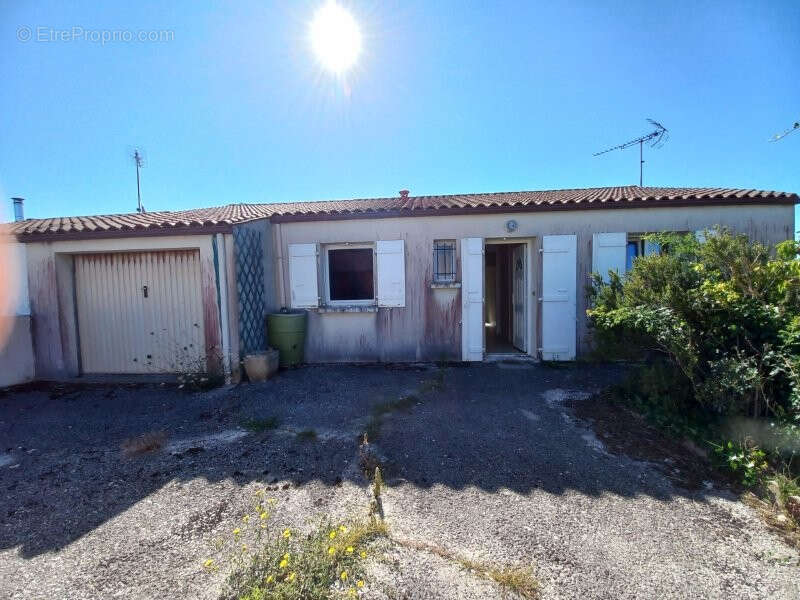 Maison de plain-pied à rafraîchir - Proche centre-ville - photo 2