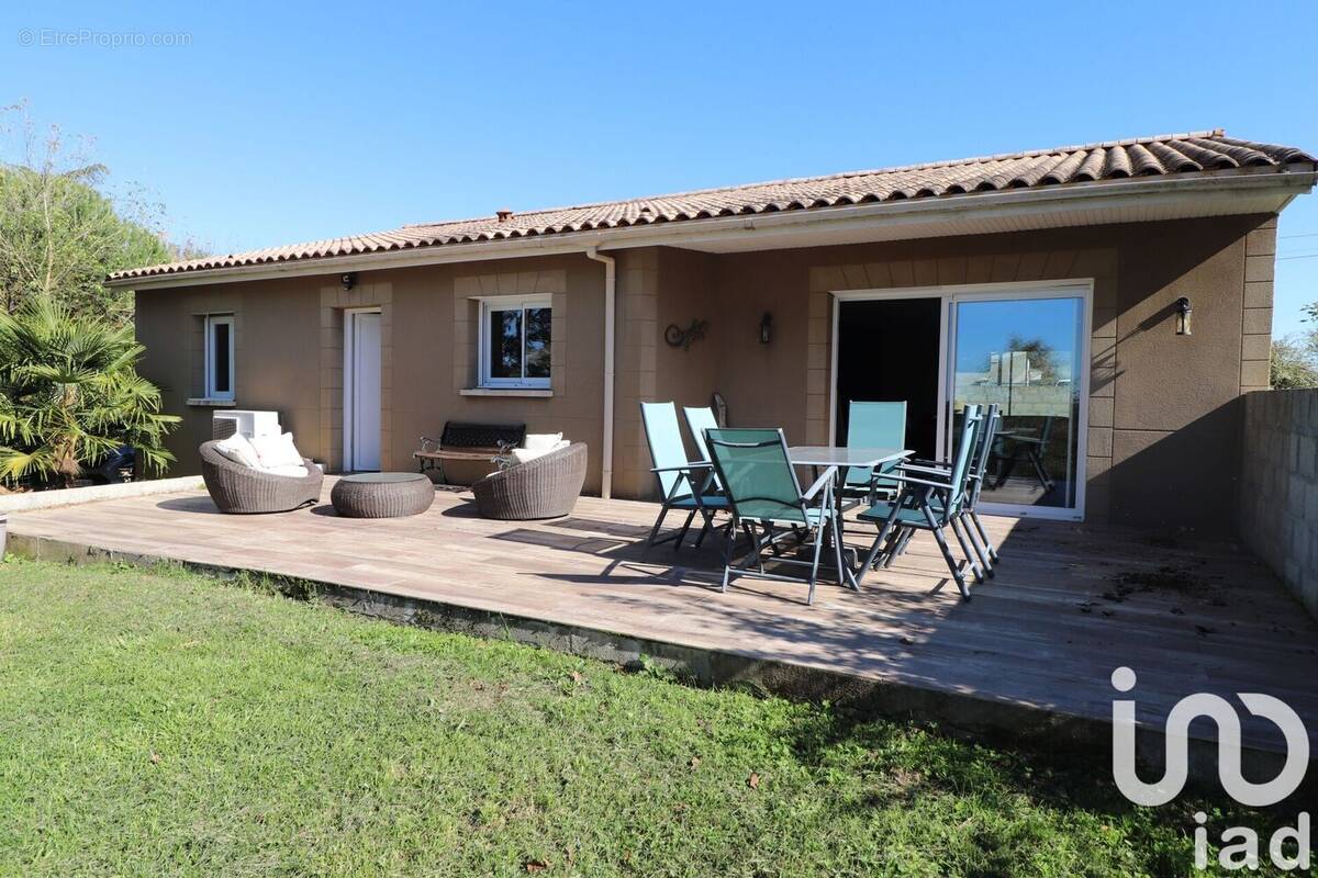 Photo 1 - Maison à MONTGUYON