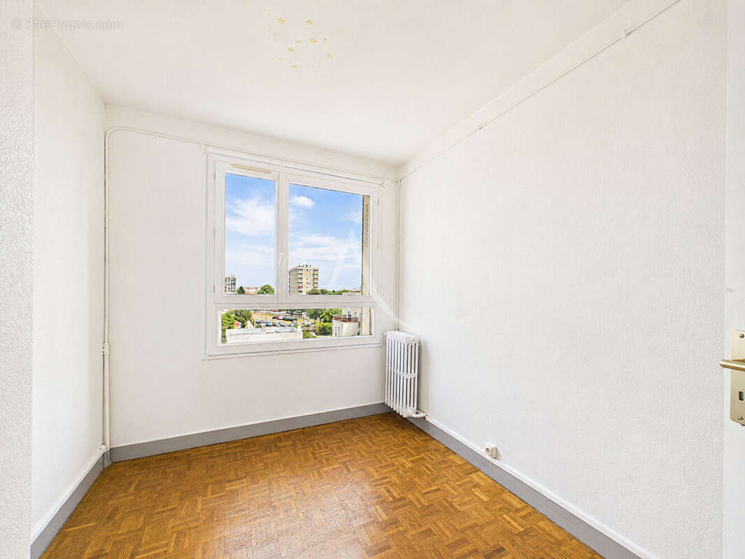 Appartement Joinville Le Pont 4 pièce(s) 70.28 m2 - photo 6
