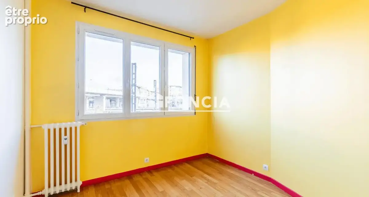 Appartement 4 piece 78m2 proche gare immediate - photo 7