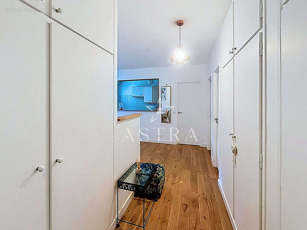Appartement 2 pièce(s) 47 m2 Chatenay limite Sceaux - photo 8