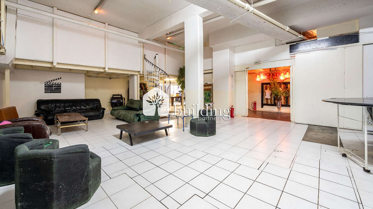 Canal Saint-Martin - Local commercial - 829.24 m² - photo 6
