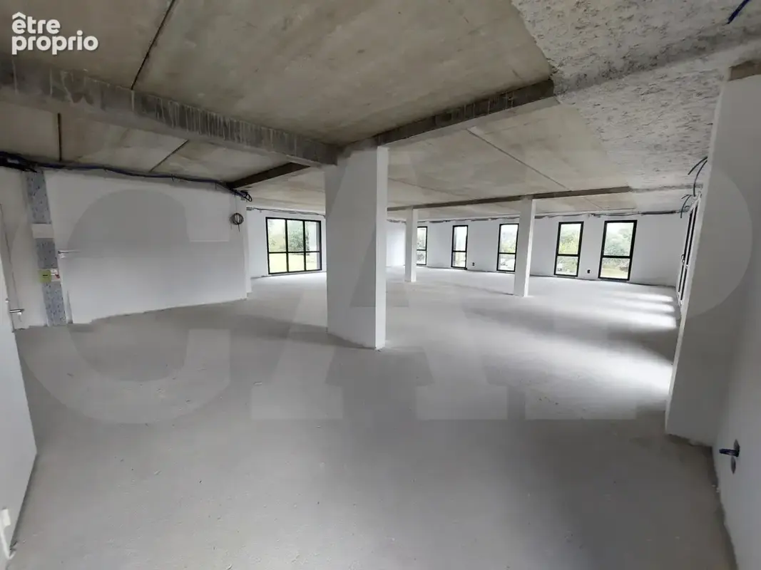 Commerce 200 m² à vendre à Vannes (56000) - photo 2