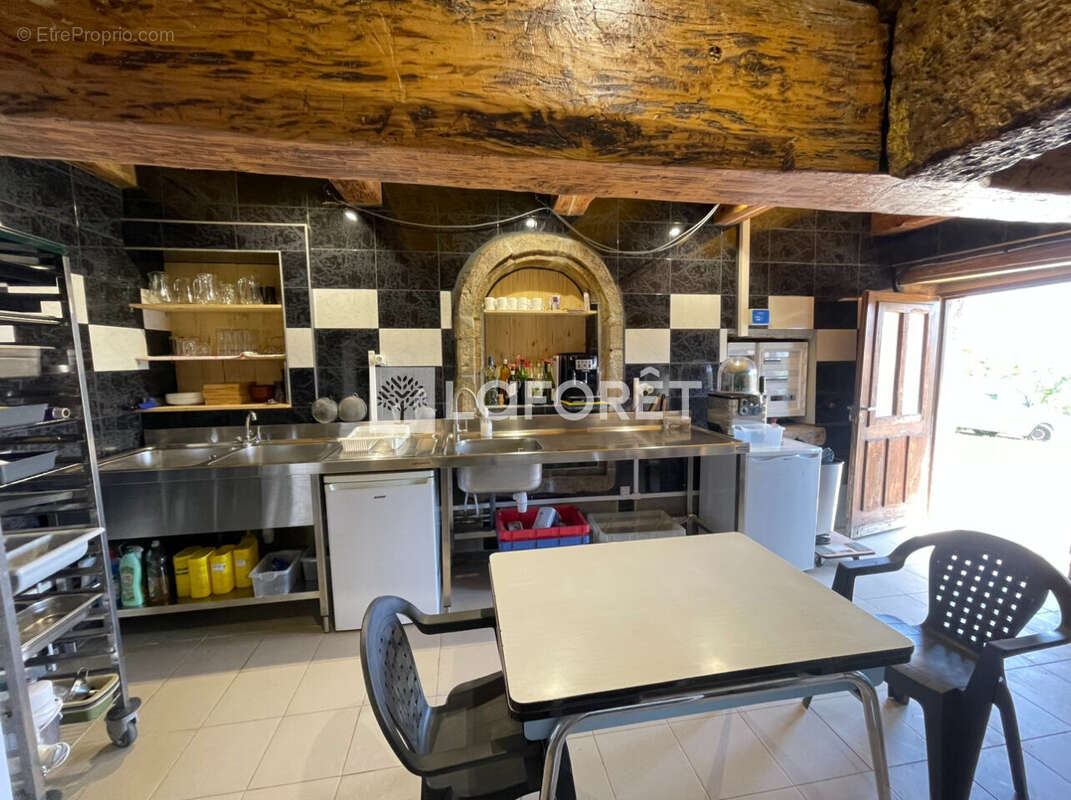 Terre de chaux, ferme 10 pièces. - photo 6