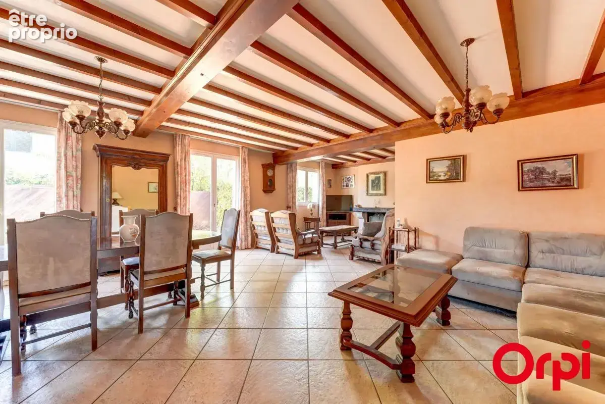 Maison familiale 4 chambres de plus de 130 m2 dans le secteur recherché des Tarentelles - photo 3