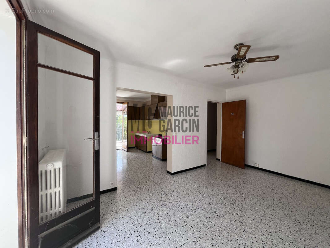 Appartement à BEAUMES-DE-VENISE