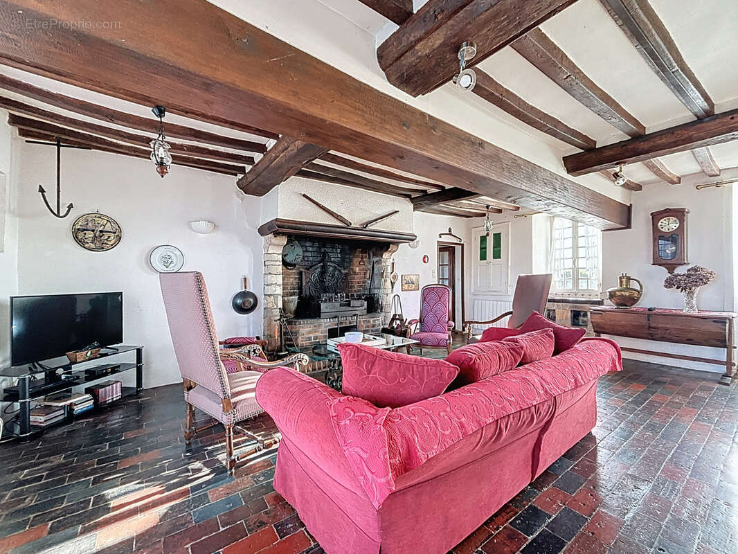 Maison à ISIGNY-SUR-MER