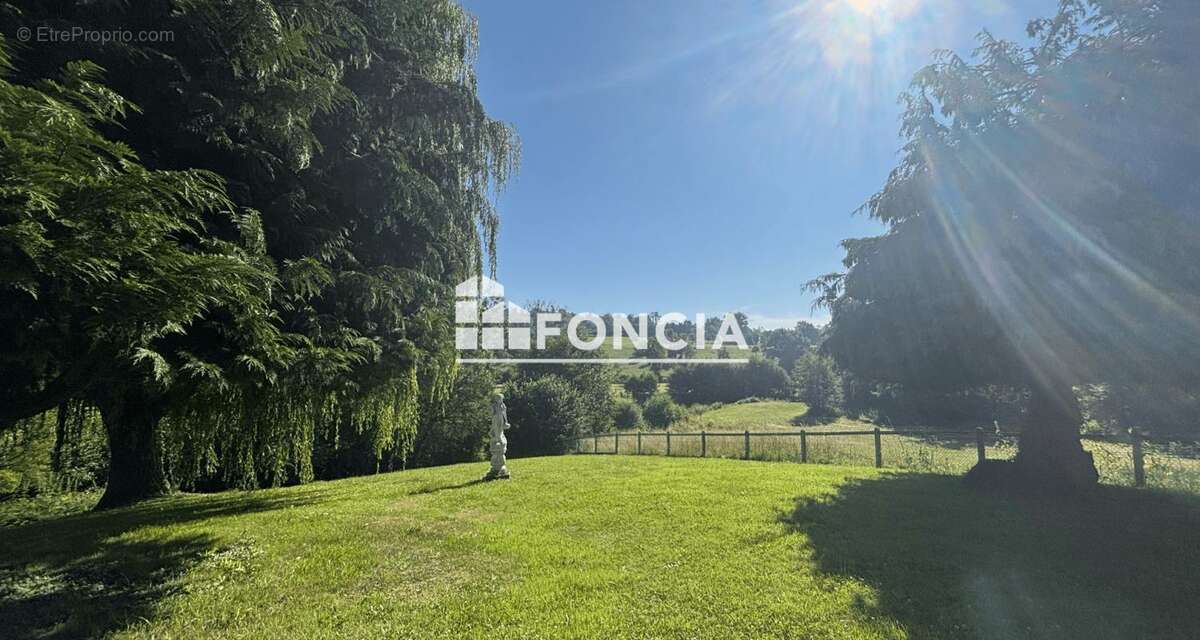 Maison à LES AUTHIEUX-SUR-CALONNE