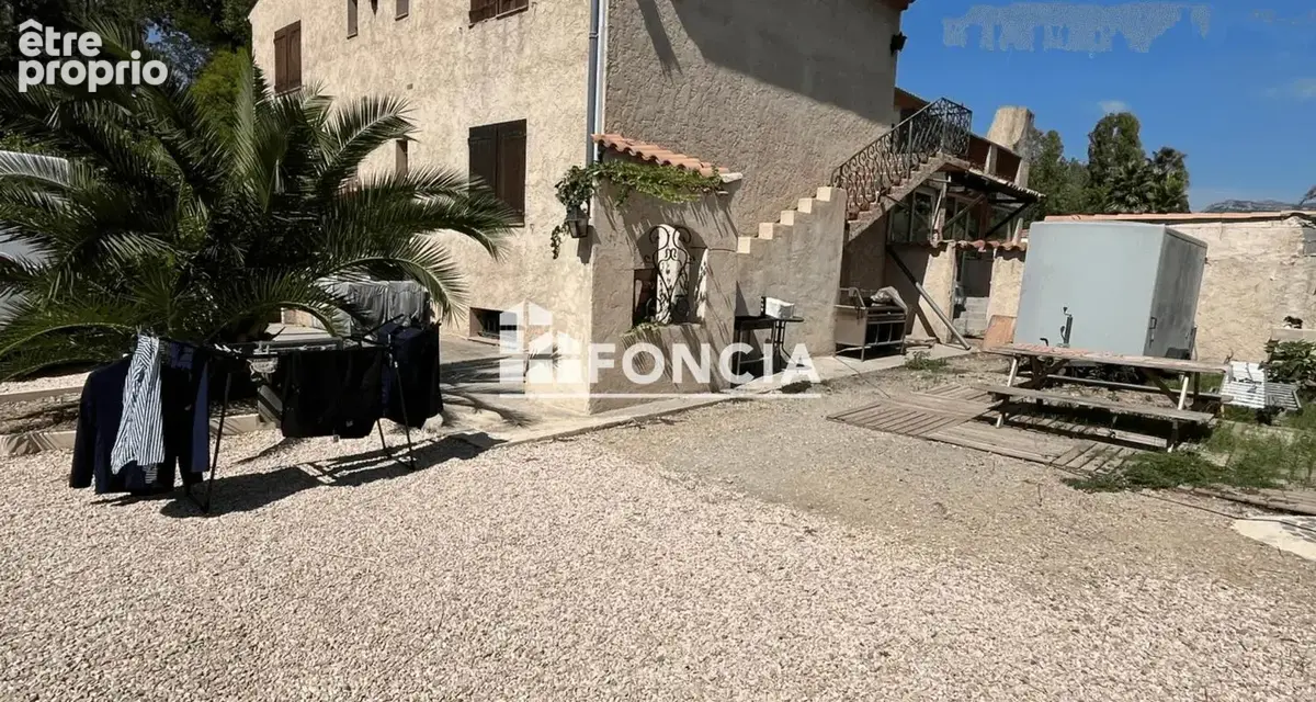 Saint-paul-de-vence — un haut de villa aux volumes exceptionnels 3 ou 4 chambres selon vos besoins - photo 10