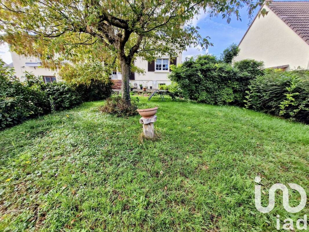 Photo 1 - Maison à MAROLLES-EN-HUREPOIX