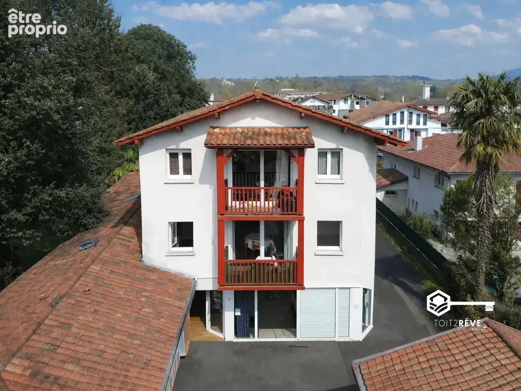 CAMBO-LES-BAINS - T2 41 m² avec balcon et parking - photo 9