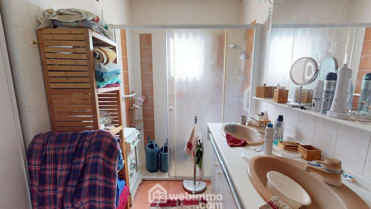 Salle d&#039;eau. - Maison à JARD-SUR-MER