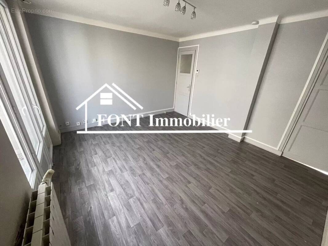 Appartement à SAINT-ETIENNE