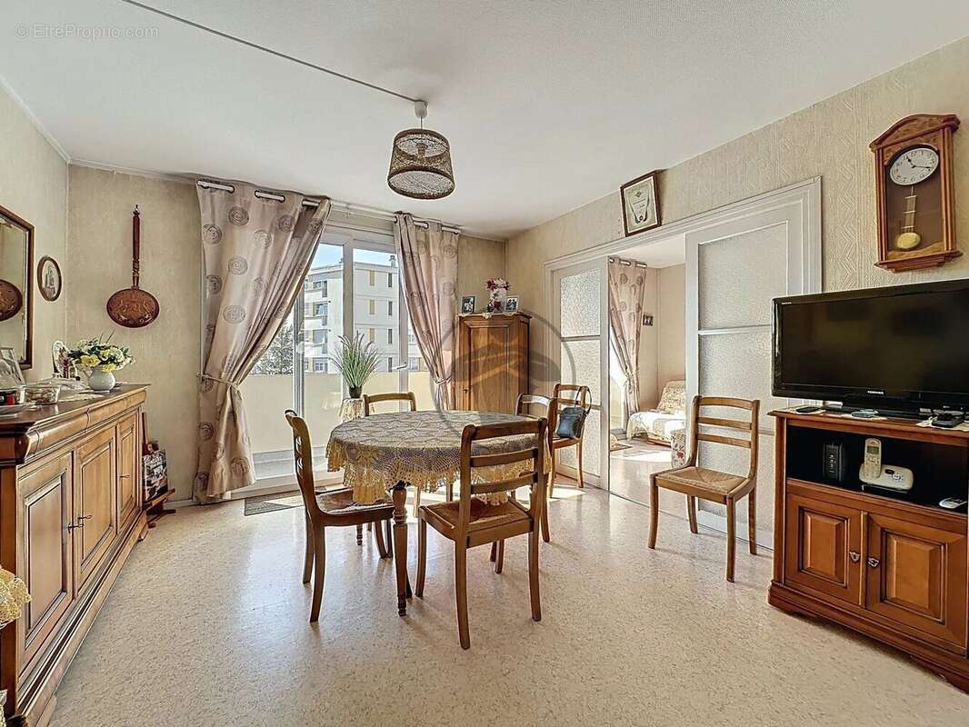 Appartement à SAINT-QUENTIN