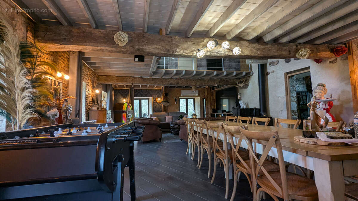 Appartement à L'ETANG-BERTRAND