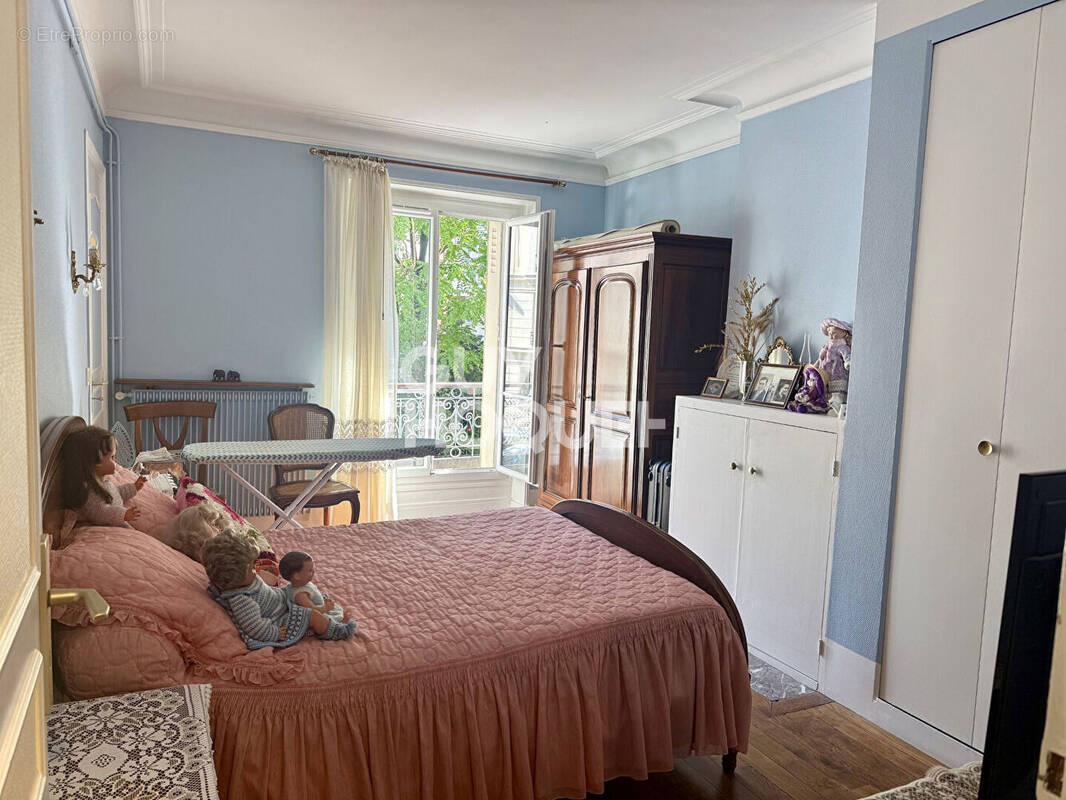 Appartement à PARIS-10E