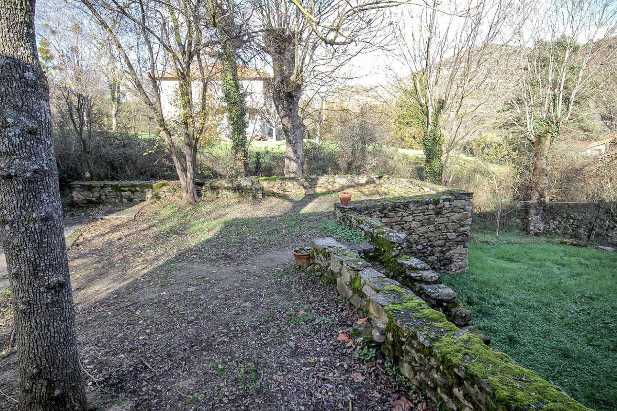 Maison à VILLENEUVE-D&#039;ALLIER