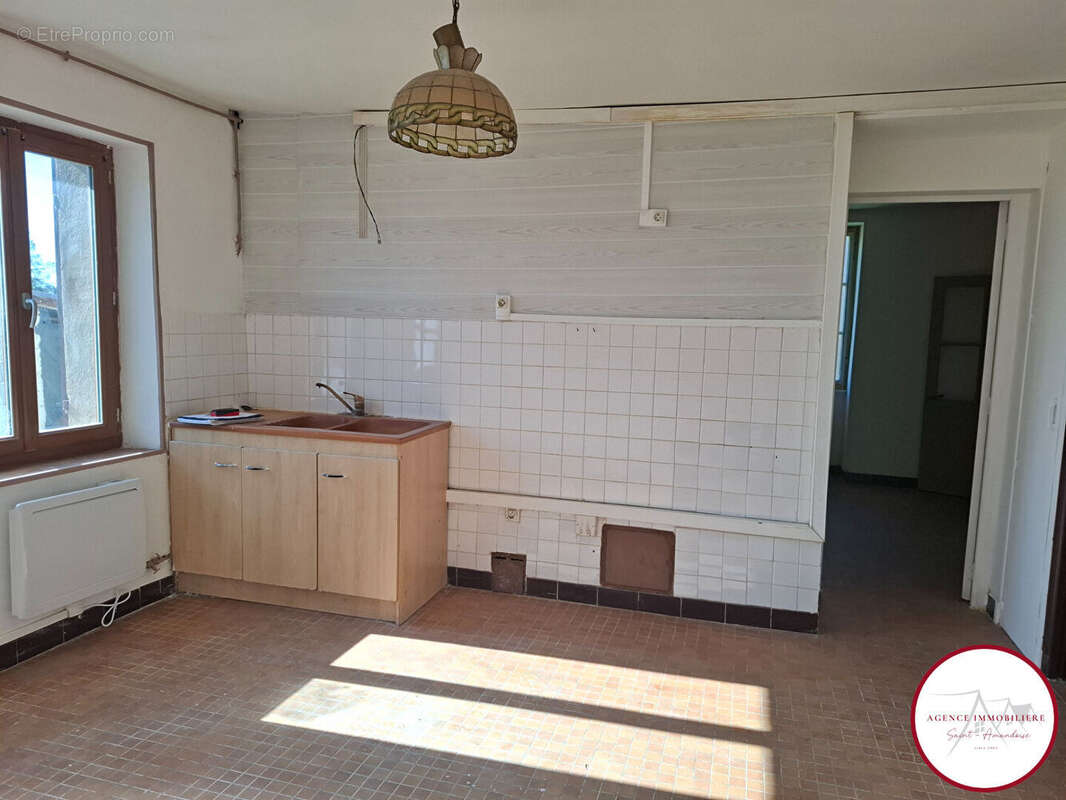 Maison habitable de suite secteur COUST, 10 mn foret de Tronçais 03 - photo 8